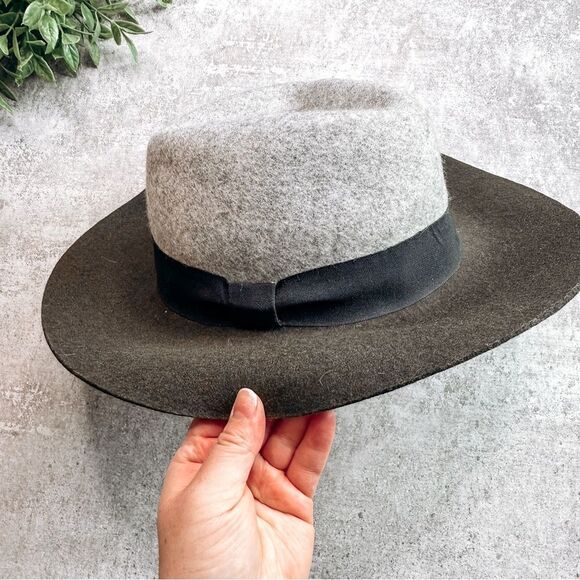 Boutique Accessories - Boutique Wide Brim Felt Fedora Hat Grey and Green OS
